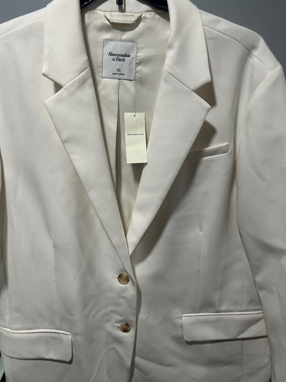 Abercrombie & Fitch Women's Off-White Blazer